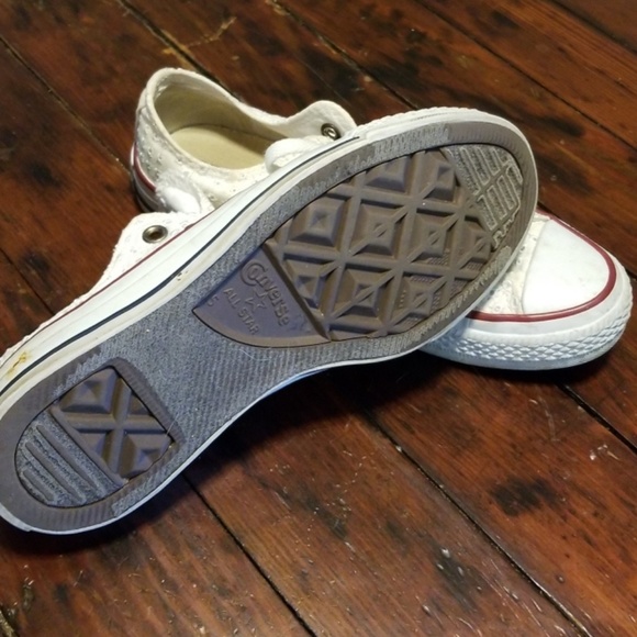 White Converse - Picture 5 of 5